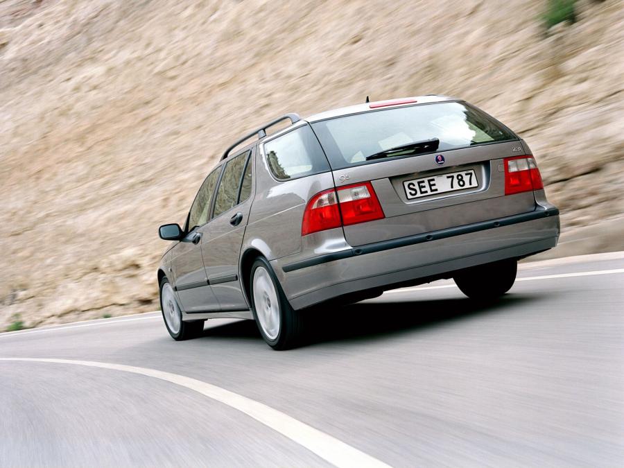 Saab 9-5 Wagon 2002 года  (фото 11 из 16)